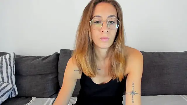 DesireMore90 online show from September 30, 8:42 am