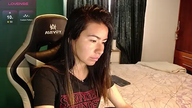 alice middlee online show from December 22, 6:11 pm