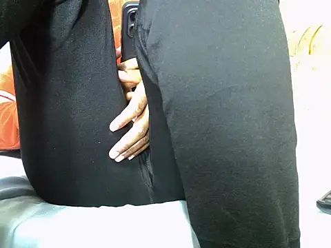 AurelAda online show from March 11, 5:33 am