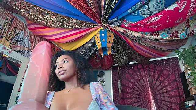 ElizaGrey  online show from July 28, 3:21 pm