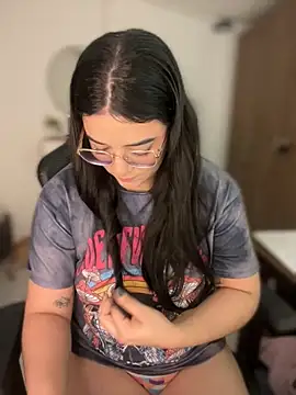 Lia flowers online show from November 14, 11:16 pm