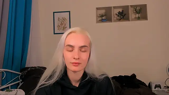 OliviaKisss online show from May 20, 6:27 pm