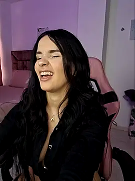 heyshaa online show from October 6, 7:40 pm