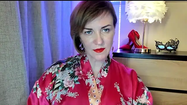 feliziaDesire online show from September 27, 4:25 pm