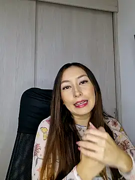 Snapshot of ariel35 chatting on October 12, 6:54 pm ariel35 online show from October 12, 6:54 pm