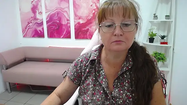 VanessaHotts online show from July 20, 10:39 am