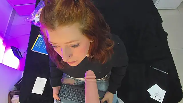 JulietaAlves online show from December 18, 11:26 am