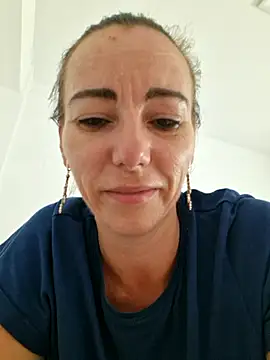 milflovelyxxx online show from July 12, 1:23 pm