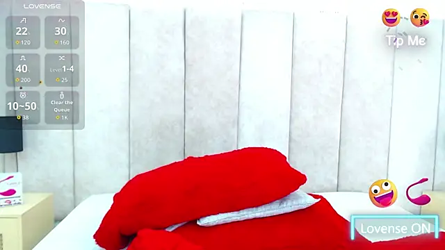 Snapshot of KiaraBrownn chatting on September 13, 12:57 pm KiaraBrownn online show from September 13, 12:57 pm