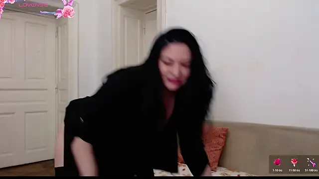 ElenaRose90 online show from November 14, 9:15 pm