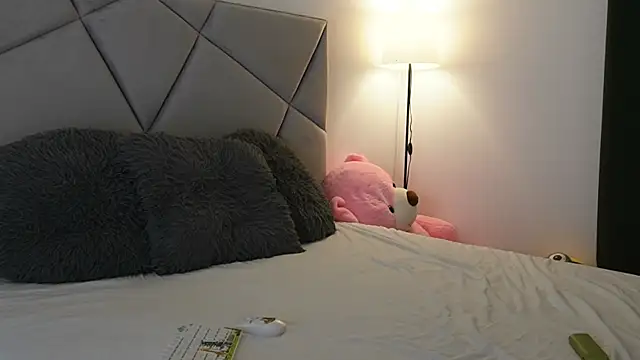 BlueEyesLexy online show from July 25, 7:37 am
