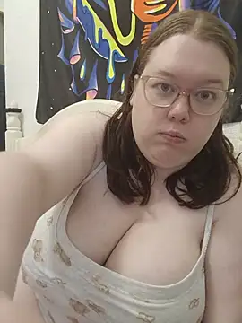 Sexycurvyemilyy online show from July 31, 9:38 pm