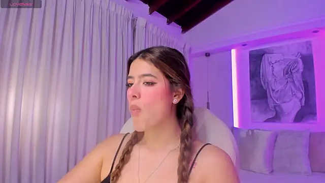 nathalie rivers online show from December 22, 12:52 pm