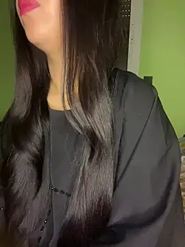 Mayacrayzi online show from February 3, 11:37 am