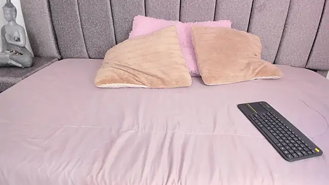 samantha stan online show from February 16, 1:44 pm