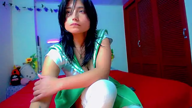 Snapshot of akai_krazna chatting on October 28, 6:30 am akai krazna online show from October 28, 6:30 am