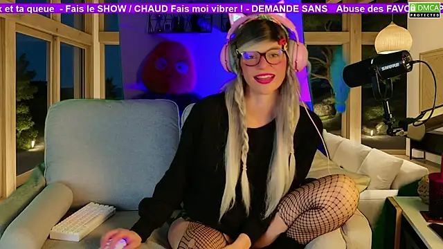 Kittychatte online show from November 6, 9:21 pm