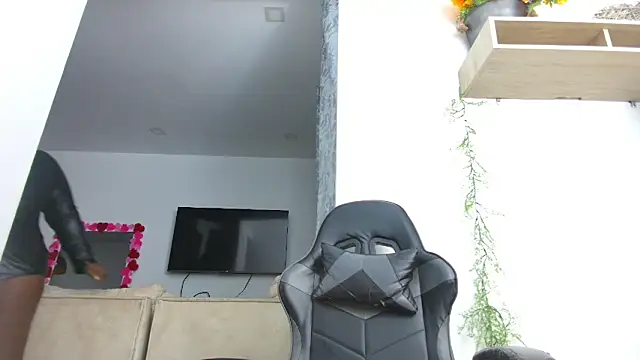 AnaSpencerx online show from April 11, 9:13 am