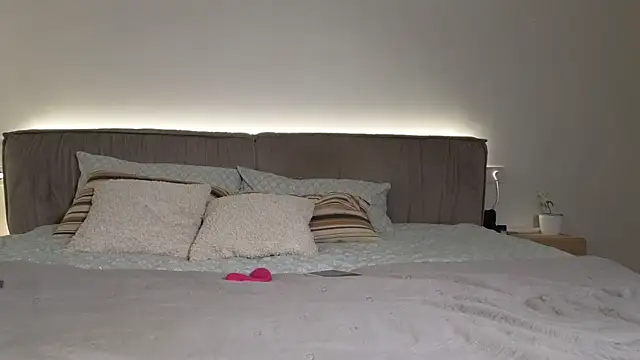 PassionAnn online show from February 28, 7:24 pm