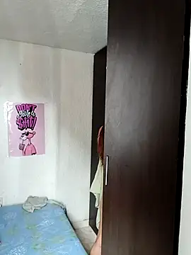 Alice bloom  online show from September 12, 7:10 pm