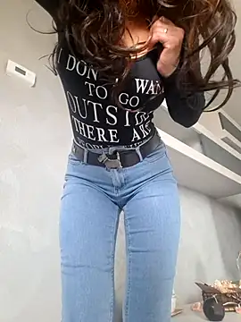 luxxe25 online show from December 2, 9:55 am