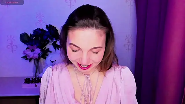 KindHazelHere  online show from February 7, 6:56 pm