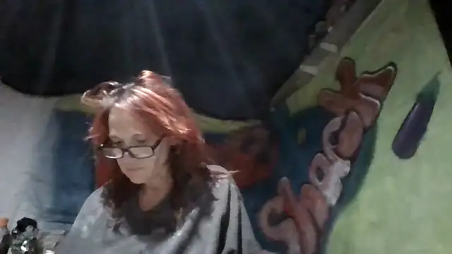 spundarella420 online show from November 13, 8:08 pm