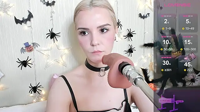 Kaya Devis online show from October 31, 4:58 am