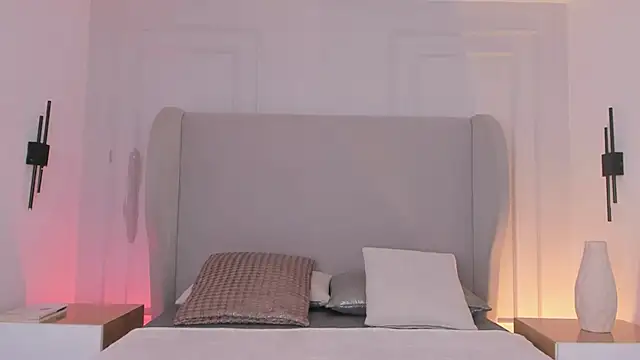 chloe d online show from November 8, 1:27 pm