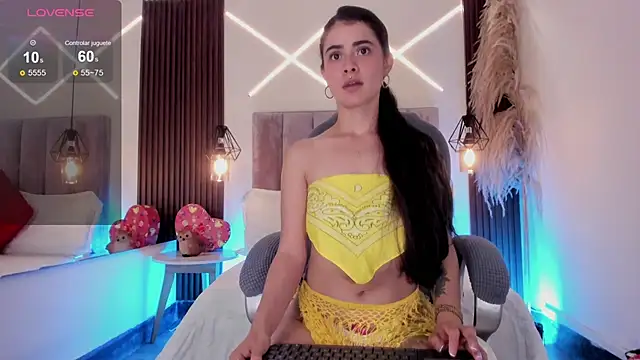 dasha-rodrigues online show from April 18, 3:58 pm