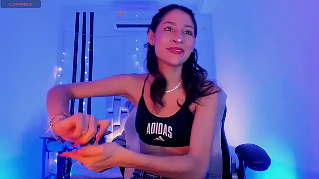 Gorgeous Team online show from February 10, 8:01 pm