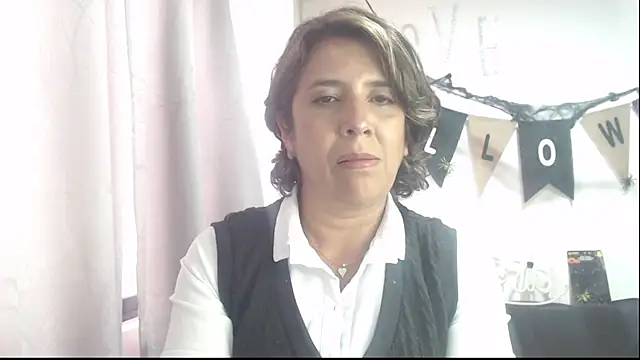 Victoria meester online show from October 15, 8:22 pm