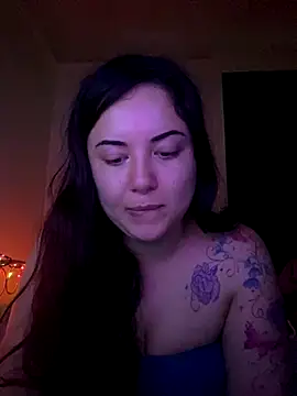 xocrybaby online show from November 25, 5:04 pm