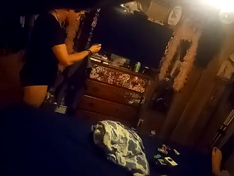 j hollywood91 online show from October 4, 5:02 am