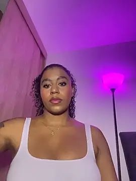 charlotteeruss online show from June 13, 7:17 am
