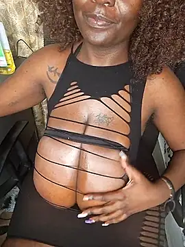 hornycreamybabe online show from October 11, 5:12 am