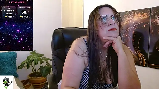 amalia brunette online show from September 15, 5:31 pm