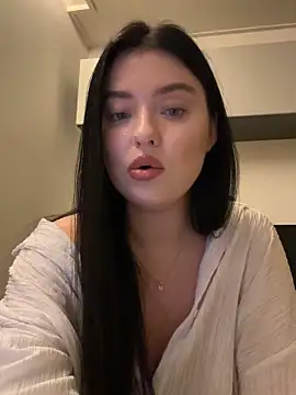 Angela Fosterr online show from October 8, 4:33 pm