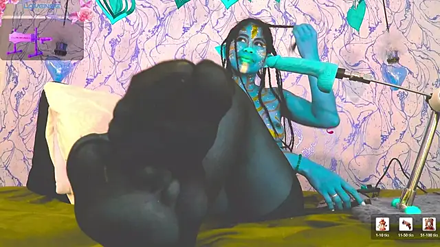 BRITANY WELLS  online show from April 2, 1:41 pm