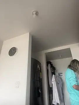 Ameellie online show from January 16, 4:47 pm