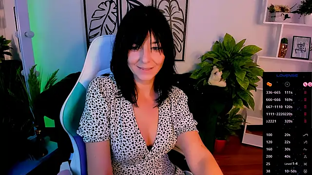 Snapshot of _Kelly__ chatting on September 13, 10:56 am Kelly online show from September 13, 10:56 am