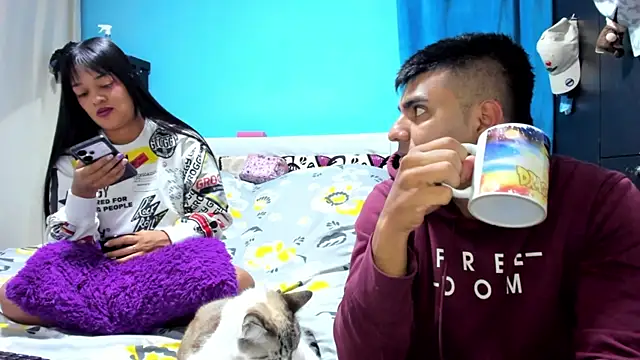 2ScarletandRyan8 online show from July 18, 9:01 am