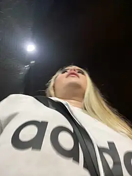 natashasweet online show from September 17, 4:54 am