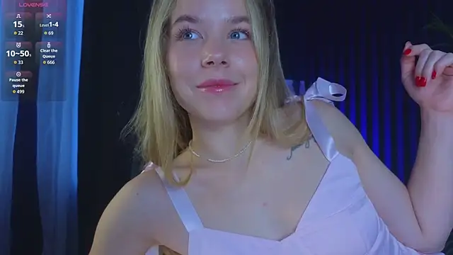 Snapshot of milly_shy chatting on September 25, 6:56 am milly shy online show from September 25, 6:56 am