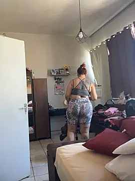 Bruninhaa34 online show from April 8, 3:03 pm