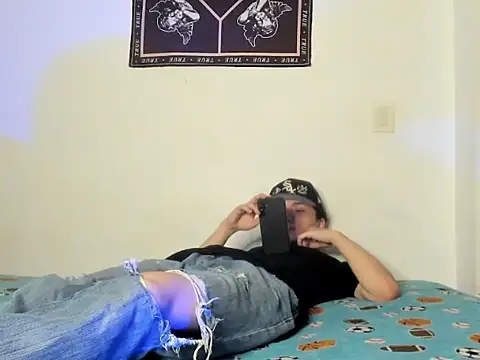 eeaa01 online show from November 25, 4:31 pm