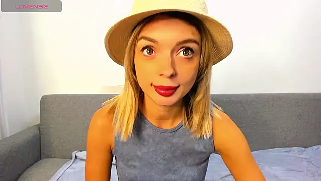 Snapshot of _ellen_meow_ chatting on October 9, 9:52 pm ellen meow online show from October 9, 9:52 pm