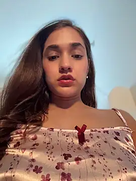 CuteFatima online show from May 16, 6:29 pm