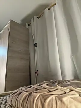 CuteFatima online show from February 4, 9:01 am