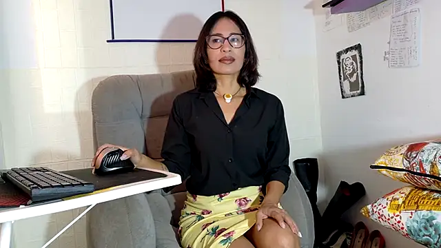 fantasty nylon online show from November 14, 5:24 pm